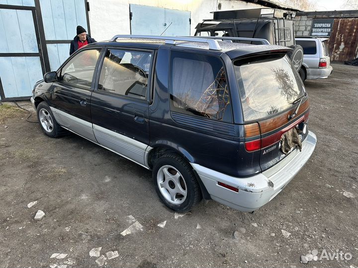 Mitsubishi chariot разбор по запчастям