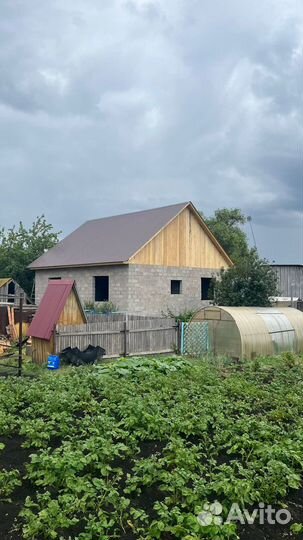 Бригада строителей