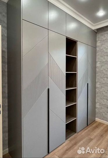 Стенка в гостиную