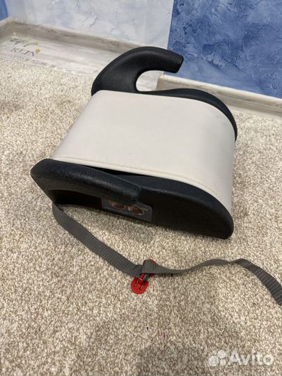 Детское автокресло бустер 15 до 36 кг