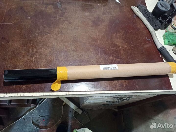 Продам самоклеющуюся пленку черную