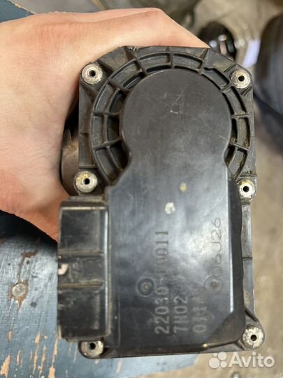 Дросельная заслонка