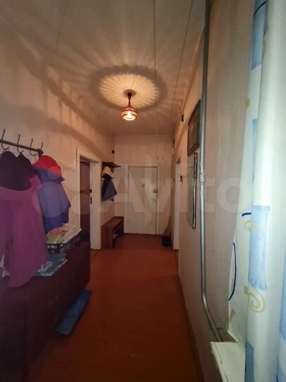 Комната 20 м² в 2-к., 1/2 эт.