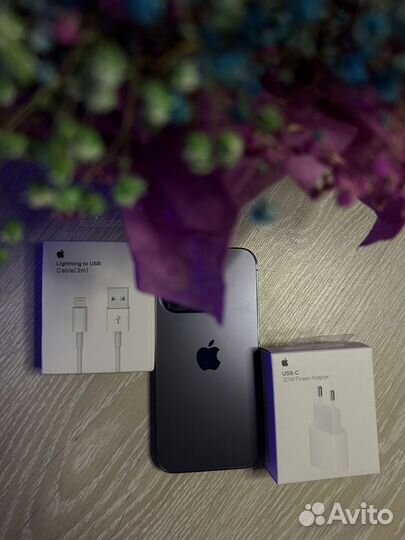 Блок питания apple 20w type c