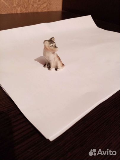 Фарфоровые статуэтки собака лфз