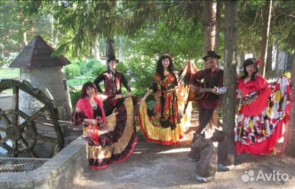 Цыганский ансамбль 
