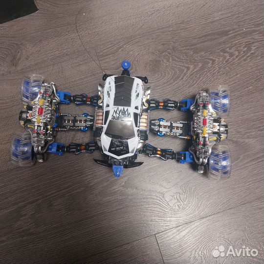 Машинка на пульте управления большая