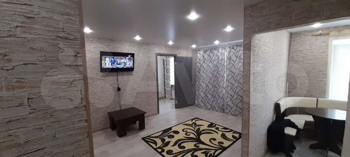 2-к. квартира, 43 м², 2/5 эт.