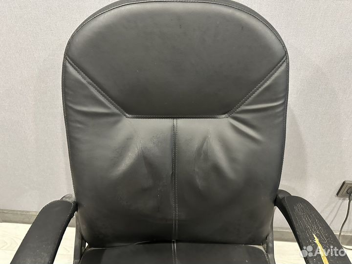 Компьютерное кресло