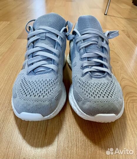 Кроссовки мужские 43