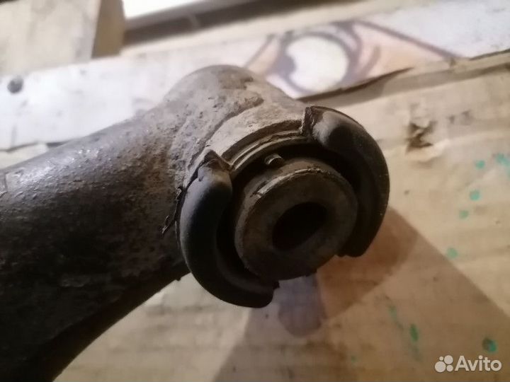 Рычаг задний левый Land Rover Range Rover Sport