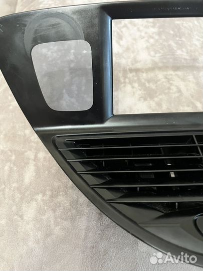 Рамка для магнитолы