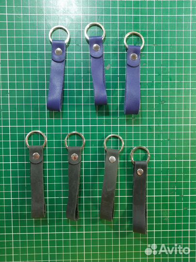 Брелок для ключей из натуральной кожи