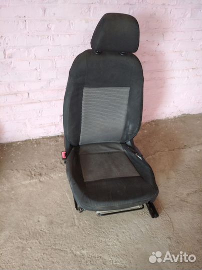 Сиденья для авто