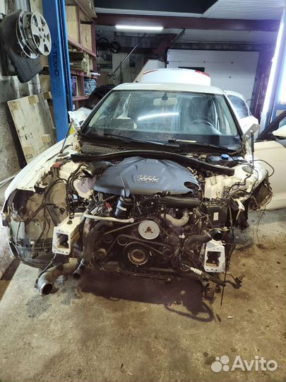 Ауди а6 с7 белого цвета в разборе