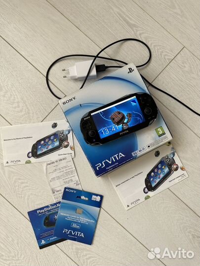 PS vita (полный комплект)