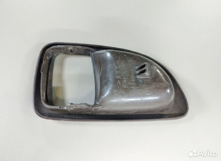 Накладка внутренней ручки Toyota Mark 2 Cresta