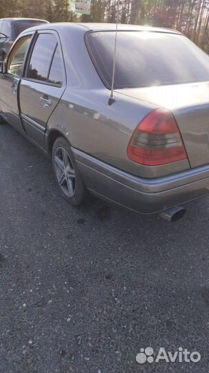 Mercedes-Benz C-класс 2.0 МТ, 1994, 222 000 км