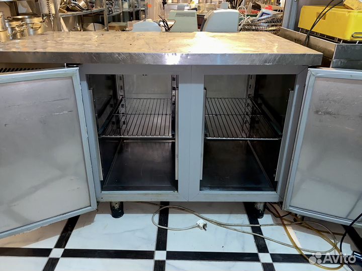 Стол холодильный