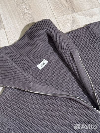 Кофта на молнии