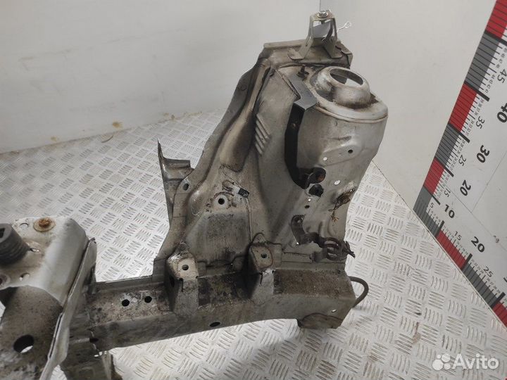 Б/У Б/У Панель передняя отрезная часть (телевизор