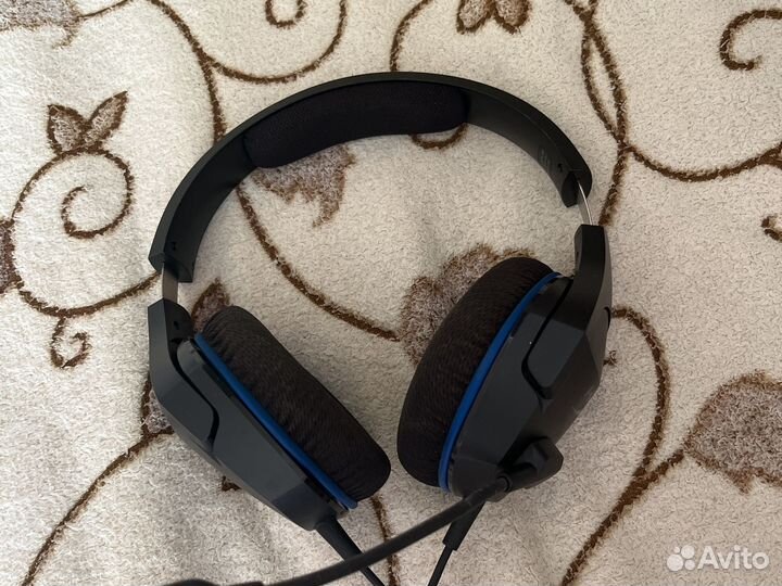 Наушники с микрофоном