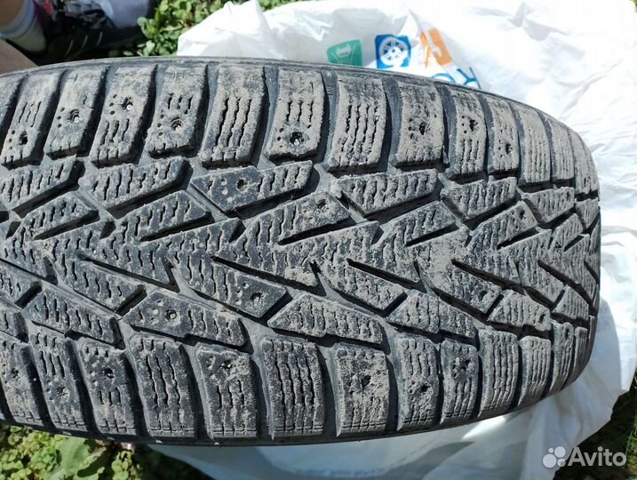 Nokian Tyres Hakkapeliitta 7 205/60 R16