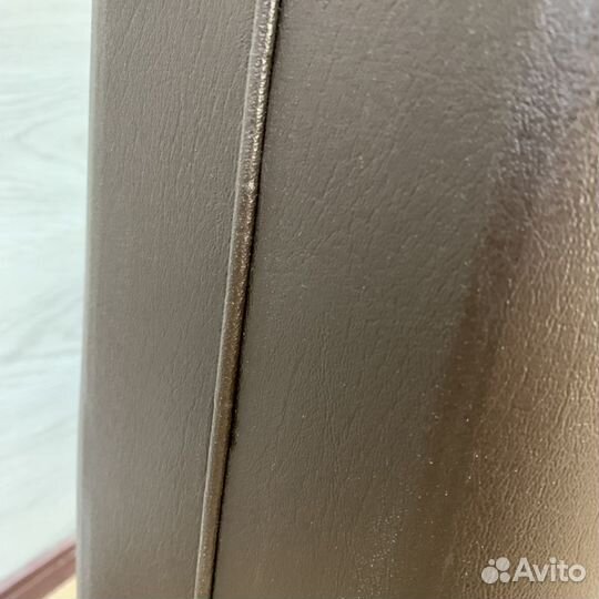 Массажный стол с регулировкой высоты