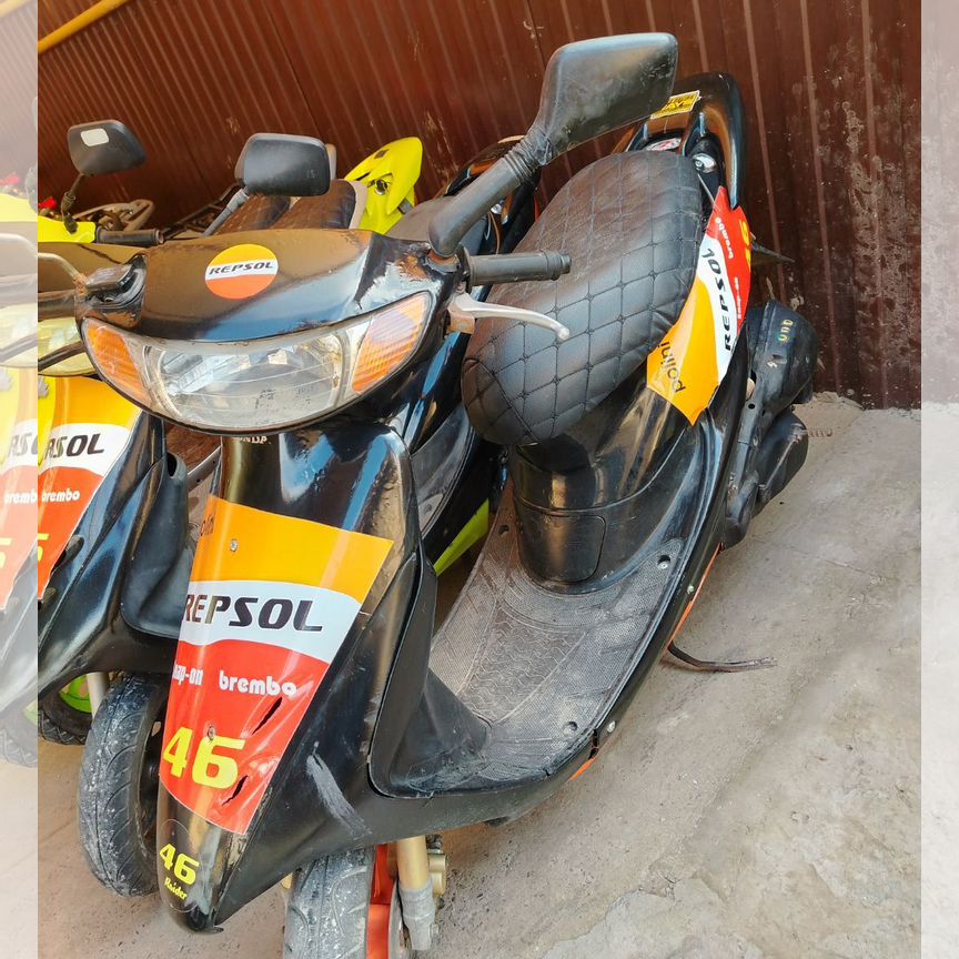 вилка honda dio - Транспорт во всех регионах: автомобили