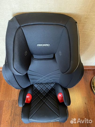 Автокресло Recaro Monza Nova