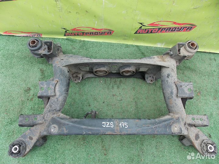 Балка подвески toyota JCG10,JCG11,JCG15,JKS175,JZS