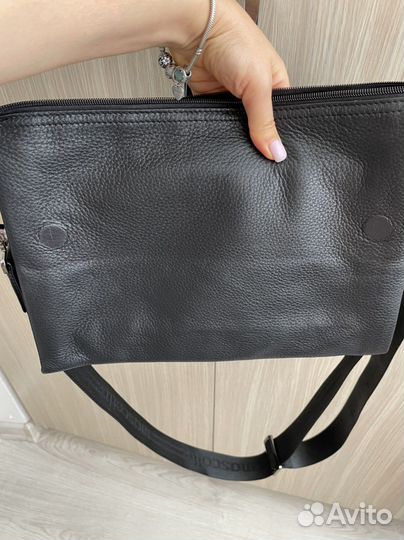 Кожанная сумка доя ноутбука