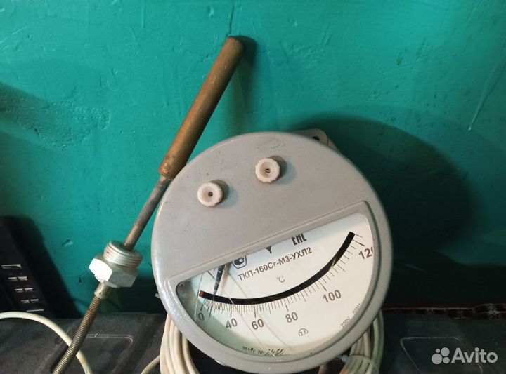 Термометр манометрический