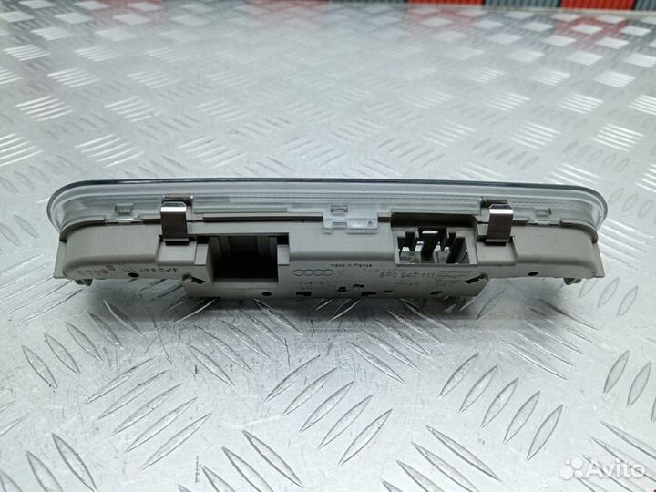 Фонарь салона (плафон) Audi A3 8P/8PA 2-й рест