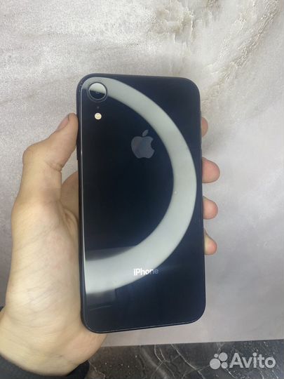 iPhone Xr, 64 ГБ