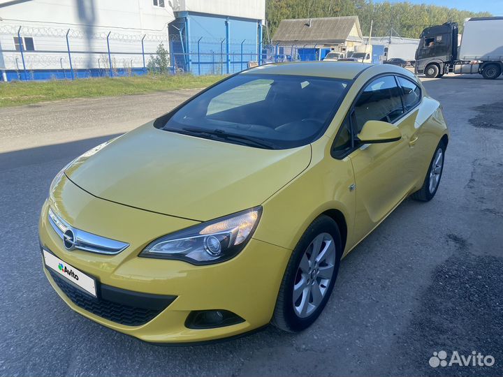 Opel Astra GTC, 2013