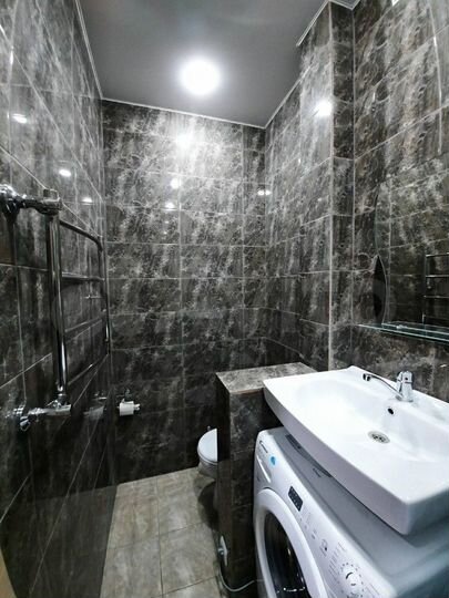 2-к. квартира, 56 м², 2/4 эт.