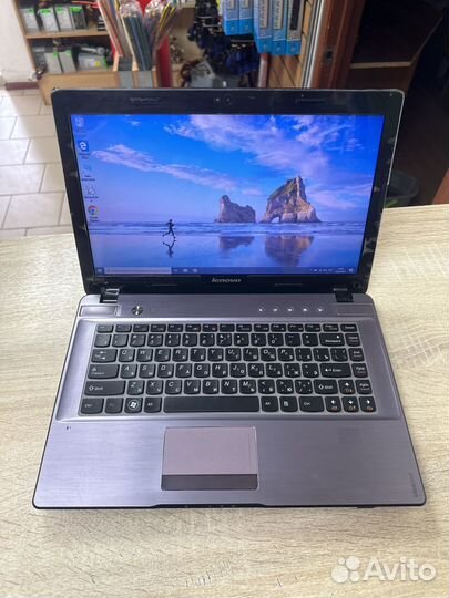 Ноутбук Core i5/ 8Gb/ SSD/ 14 дюймов