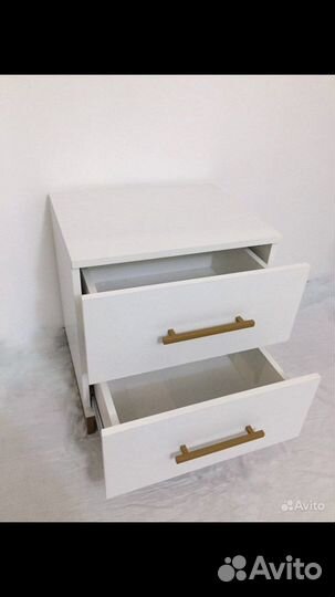 Тумба прикроватная