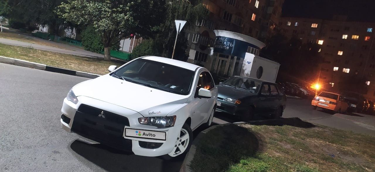 Mitsubishi Lancer: фото владельца