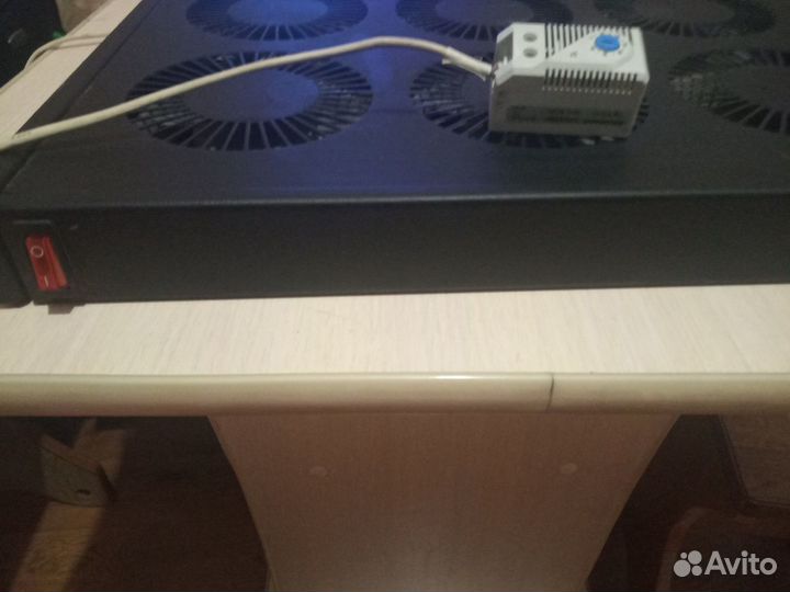 Вентиляторная полка