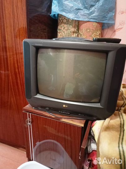 Телевизор LG Cf-20d16