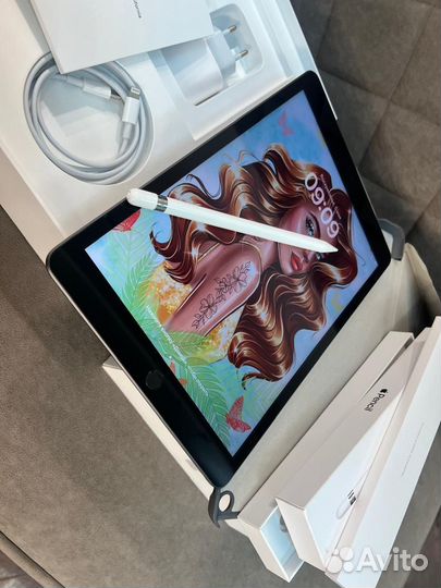 iPad 8 Gb 32 + Procreate
