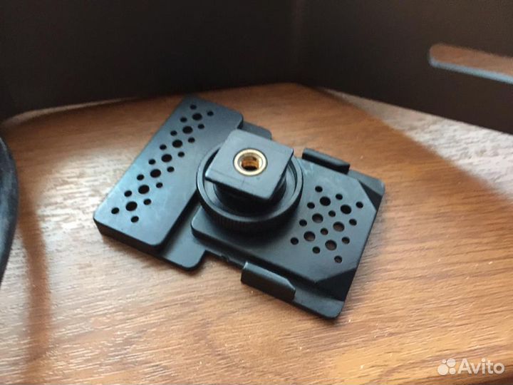 Кабель крепление камеры радиосистемы Sennheiser