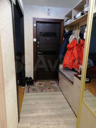 4-к. квартира, 79 м², 1/10 эт.