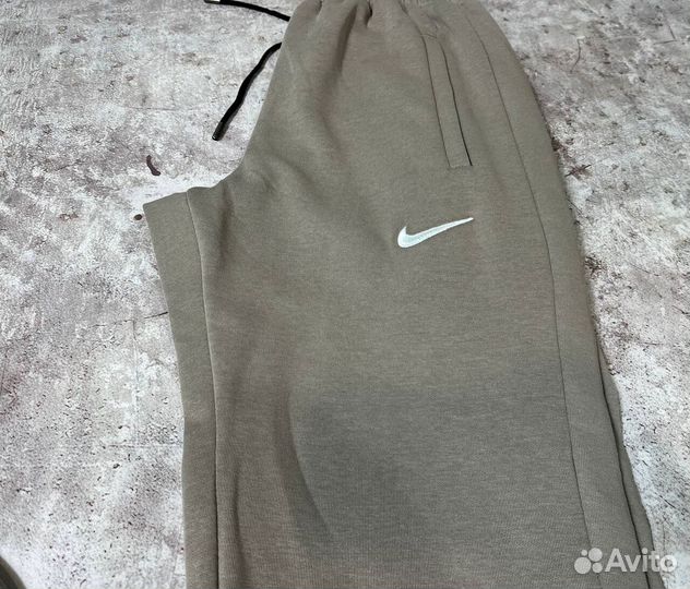 Спортивные костюмы Nike