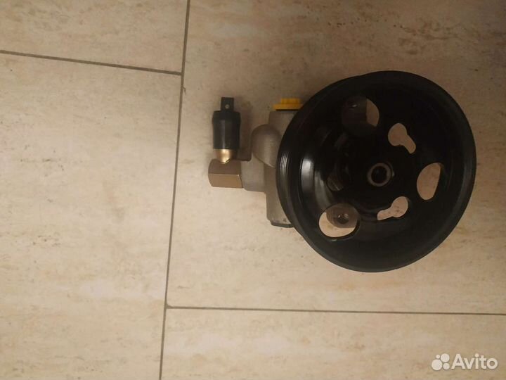 Насос гур Ford fiesta/Ford KA/Mazda