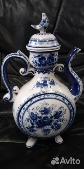 Кувшин гжель авторская работа Кумган