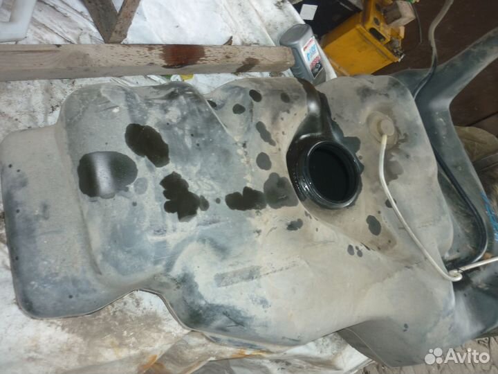 Топливный бак на фольксваген транспортер т4 91-04г