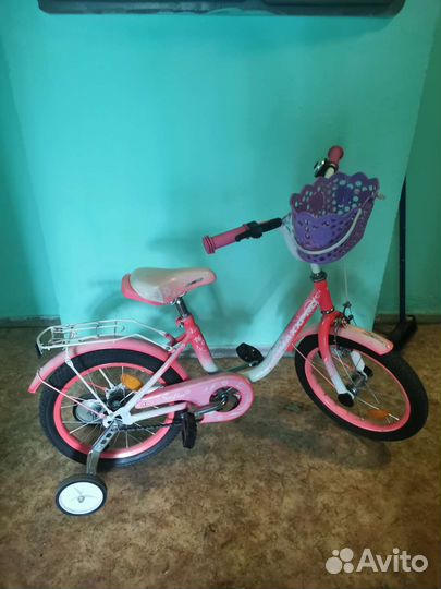 Велосипед для девочки Sofia колеса 16д